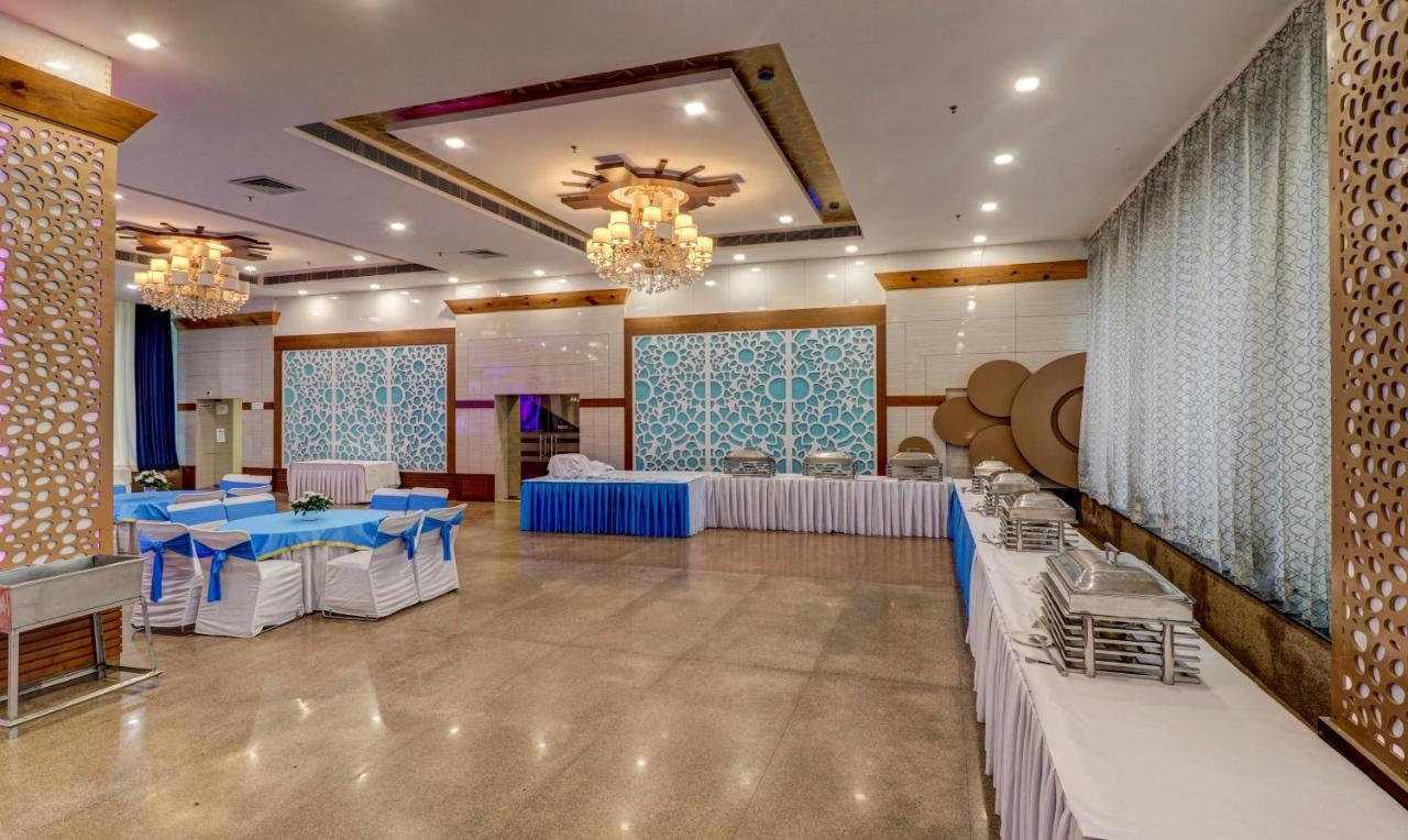 Hotel Treebo Tryst Pearl Avenue Ring Road Déhrádún Exteriér fotografie