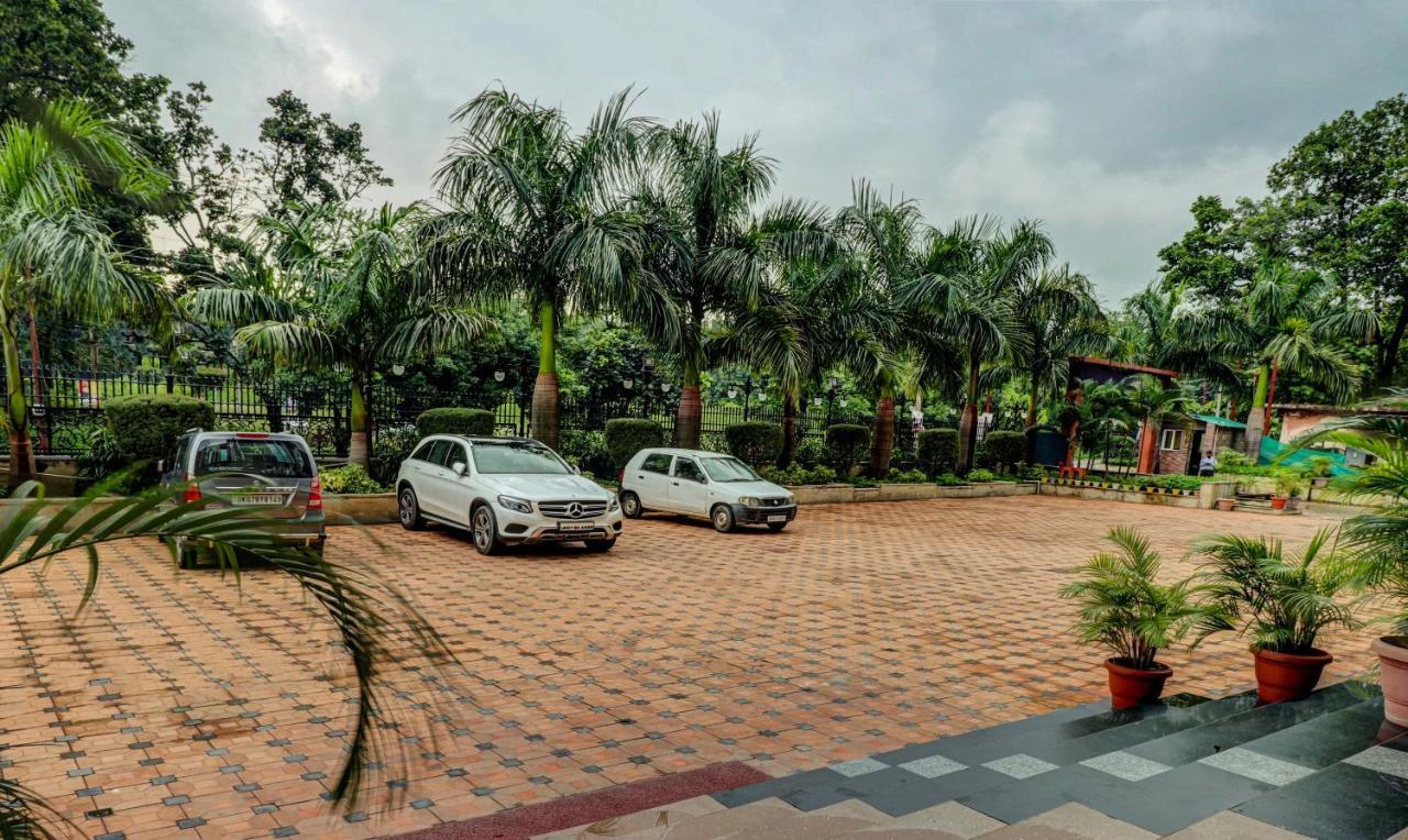 Hotel Treebo Tryst Pearl Avenue Ring Road Déhrádún Exteriér fotografie